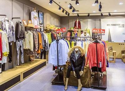 攜手共創(chuàng)時(shí)尚巔峰，開啟你的專屬創(chuàng)業(yè)機(jī)遇！圣卡羅女裝專賣店誠(chéng)邀加盟